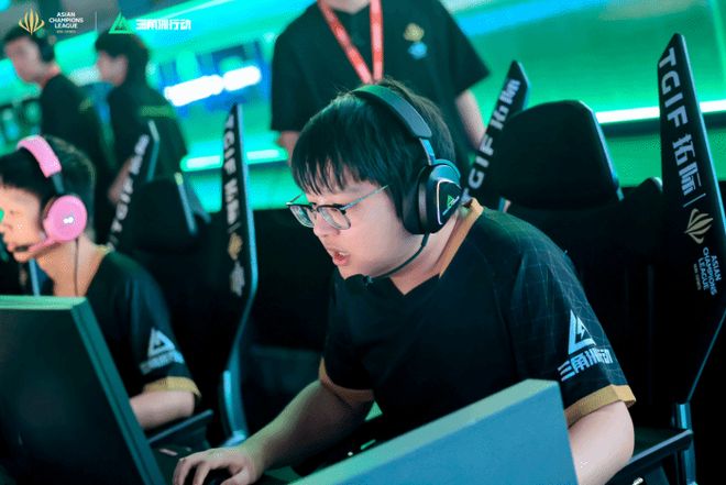 键打席的焦 键打席的焦